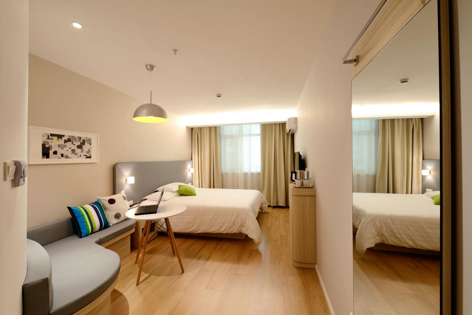 Cabine prête, draperie en lin