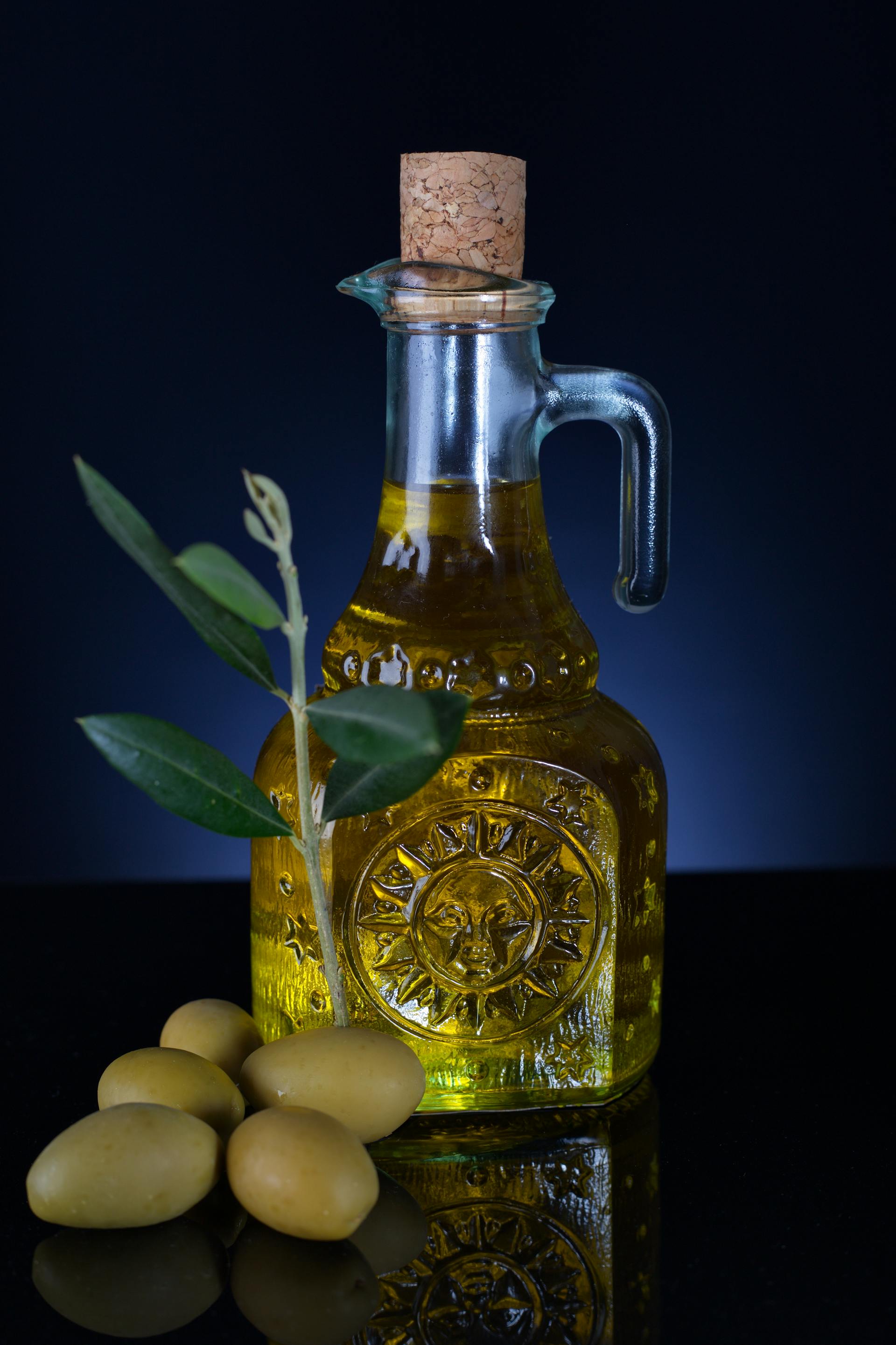 Flacon d'huile essentielle ambrée